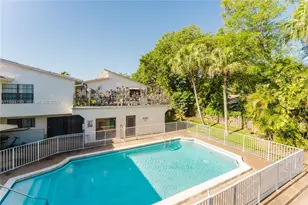 2570 Coral Springs Dr, Coral Springs, FL 33065 - Photo 18