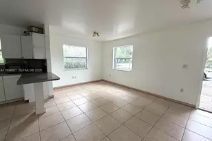 14140 NE 2nd Ct, Miami, FL 33161 - Photo 2