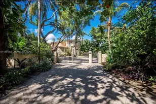 3630 Justison Rd, Miami, FL 33133 - Photo 2