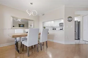 13705 SW 12th St, Pembroke Pines, FL 33027 - Photo 10