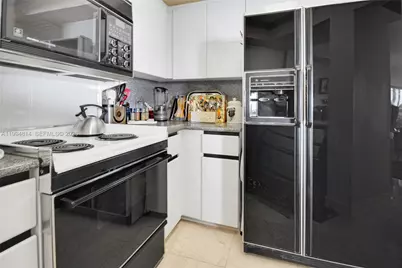 6767 Collins Ave #504, Miami Beach, FL 33141 - Photo 24