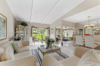 5669 Pinecrest Cir, Boca Raton, FL 33433 - Photo 4