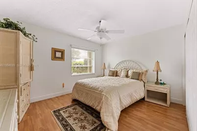 5669 Pinecrest Cir, Boca Raton, FL 33433 - Photo 18