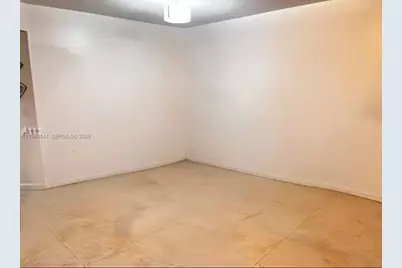 900 SW 142nd Ave #114L, Pembroke Pines, FL 33027 - Photo 2