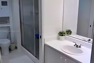 900 SW 142nd Ave, Pembroke Pines, FL 33027 - Photo 12