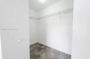 761 NW 1st St, Miami, FL 33128 - Photo 16