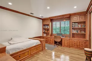 2512 Princeton Ct, Weston, FL 33327 - Photo 20