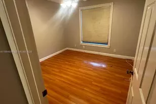 7671 W Courtyard Run W, Boca Raton, FL 33433 - Photo 6