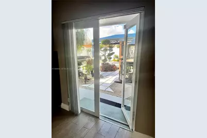 10760 SW 63rd St, Miami, FL 33173 - Photo 14