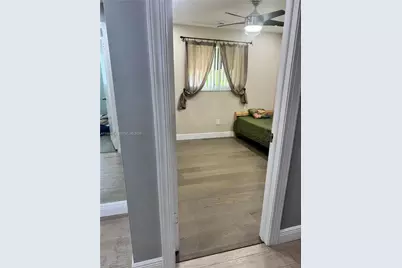 10760 SW 63rd St, Miami, FL 33173 - Photo 24