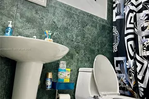 2918 Funston St, Hollywood, FL 33020 - Photo 6