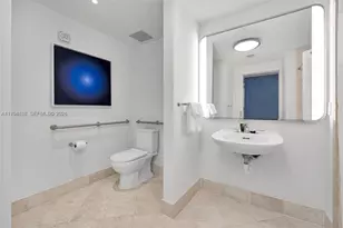 4401 Collins Ave, Miami Beach, FL 33140 - Photo 14