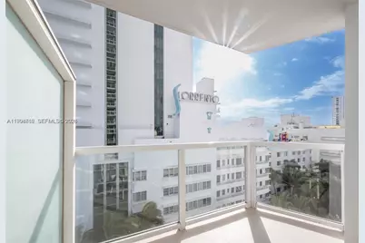 4401 Collins Ave #902, Miami Beach, FL 33140 - Photo 22