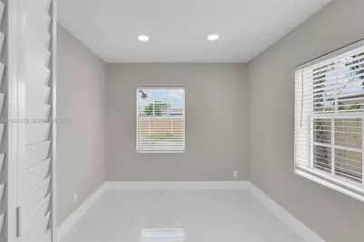 1660 W 26th St, Riviera Beach, FL 33404 - Photo 10