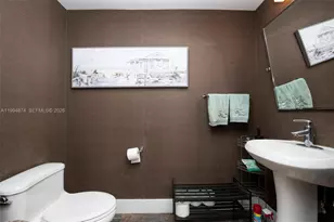 60 SW 13th St, Miami, FL 33130 - Photo 6