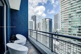 60 SW 13th St, Miami, FL 33130 - Photo 12