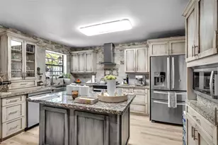 8106 SW 23rd St, North Lauderdale, FL 33068 - Photo 2