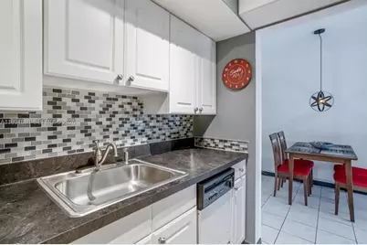 15600 NE 6th Ave #26B, Miami, FL 33162 - Photo 10