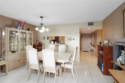 1501 SW 134th Way #212D, Pembroke Pines, FL 33027 - Photo 6