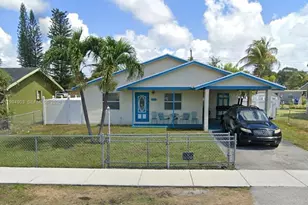 2571 NW 5th St, Pompano Beach, FL 33069 - Photo 1