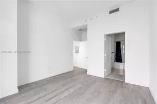 45 SW 9th St, Miami, FL 33130 - Photo 16