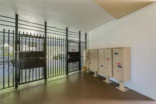 4701 NW 34th St, Lauderdale Lakes, FL 33319 - Photo 32