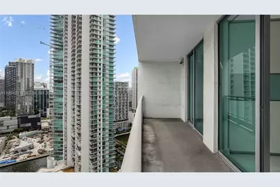 90 SW 3rd St #3003, Miami, FL 33130 - Photo 24