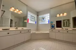 656 NW 129th Pl, Miami, FL 33182 - Photo 12