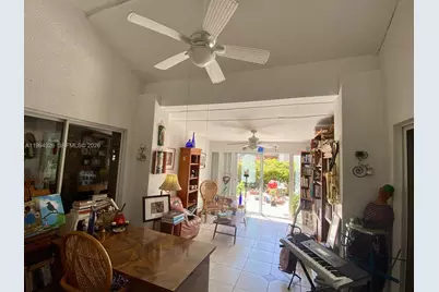 656 NW 129th Pl, Miami, FL 33182 - Photo 18
