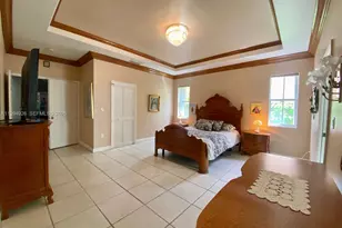 656 NW 129th Pl, Miami, FL 33182 - Photo 10