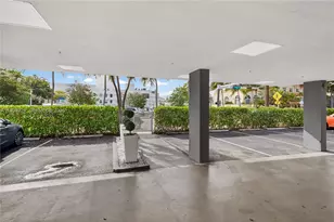 1255 W Collins Ave, Miami Beach, FL 33139 - Photo 24