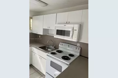 8031 NW 8th St #13, Miami, FL 33126 - Photo 8