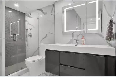 2655 Collins Ave #1911, Miami Beach, FL 33140 - Photo 20