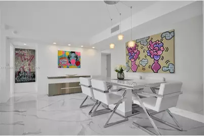 2655 Collins Ave #1911, Miami Beach, FL 33140 - Photo 2