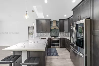 1601 Eastlake Way, Weston, FL 33326 - Photo 12