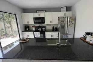 6925 69th Way, West Palm Beach, FL 33407 - Photo 2