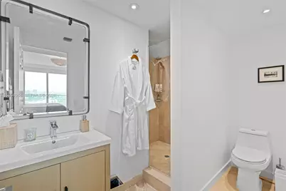 1643 Brickell Ave #2805, Miami, FL 33129 - Photo 36