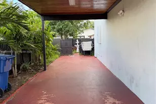 5284 NW 193rd Ln, Miami Gardens, FL 33055 - Photo 6