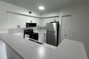 12166 St.Andrews Pl, Miramar, FL 33025 - Photo 4