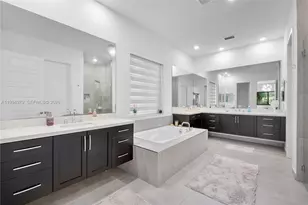 10585 Cobalt Ct, Parkland, FL 33076 - Photo 8