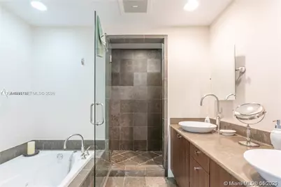 3801 Collins Ave #1102, Miami Beach, FL 33140 - Photo 8