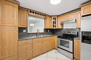 404 NW 68th Ave, Plantation, FL 33317 - Photo 4