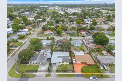 1830 NW 26th Ter, Fort Lauderdale, FL 33311 - Photo 30