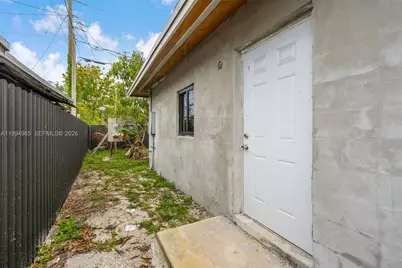 1830 NW 26th Ter, Fort Lauderdale, FL 33311 - Photo 24