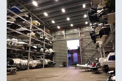 400 Sunny Isles Blvd, Sunny Isles Beach, FL 33160 - Photo 4