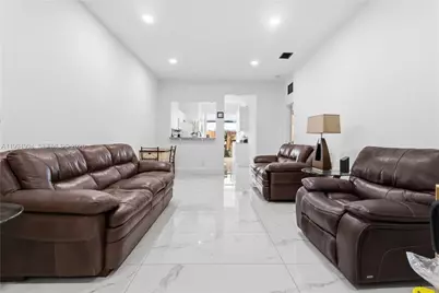 64 SW 15th Ter, Homestead, FL 33030 - Photo 2