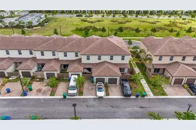 26442 SW 148 Ct #26442, Homestead, FL 33032 - Photo 4