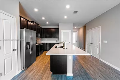 5204 Jovial Ct #5204, Fort Pierce, FL 34947 - Photo 6