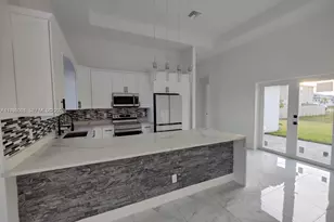 716 NW 37th Ave, Cape Coral, FL 33993 - Photo 4