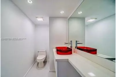 555 NE 15th St #17F, Miami, FL 33132 - Photo 4